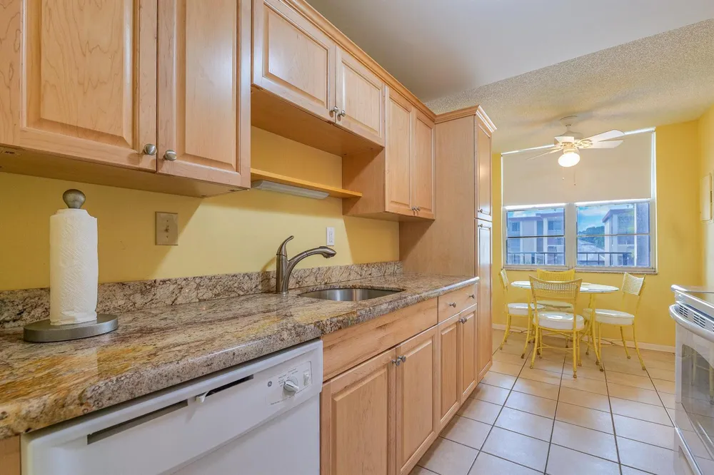 4851 NW 26th Court ##344 Lauderdale Lakes, FL 33313