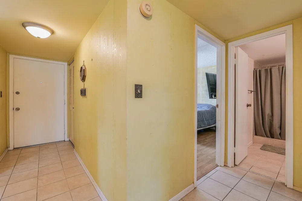 4851 NW 26th Court ##344 Lauderdale Lakes, FL 33313