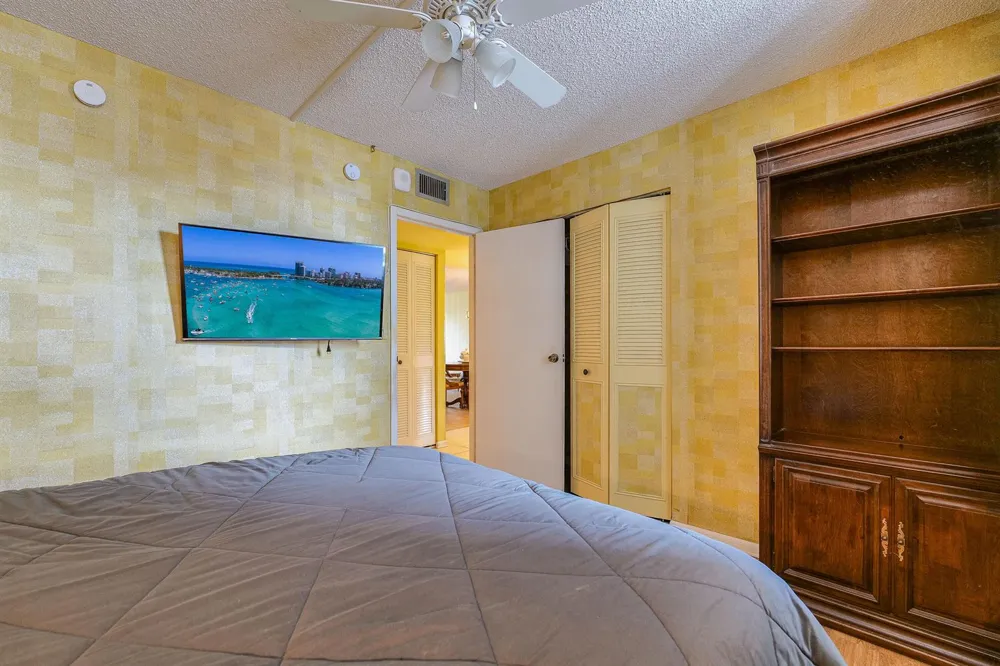 4851 NW 26th Court ##344 Lauderdale Lakes, FL 33313