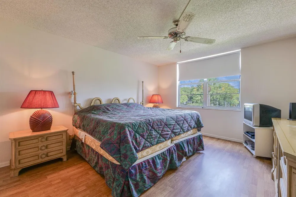 4851 NW 26th Court ##344 Lauderdale Lakes, FL 33313