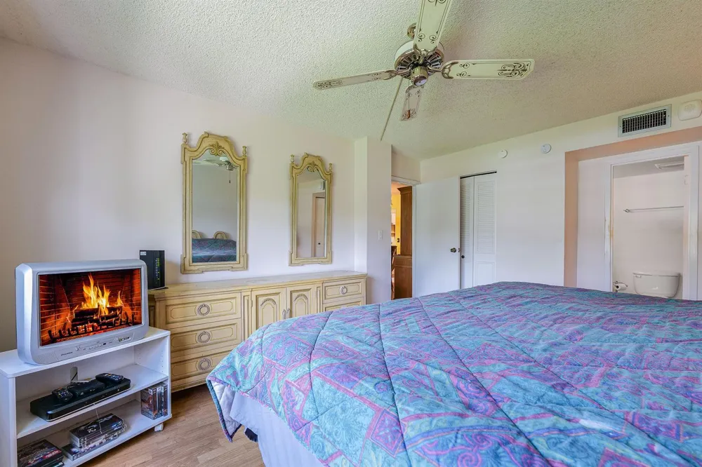 4851 NW 26th Court ##344 Lauderdale Lakes, FL 33313