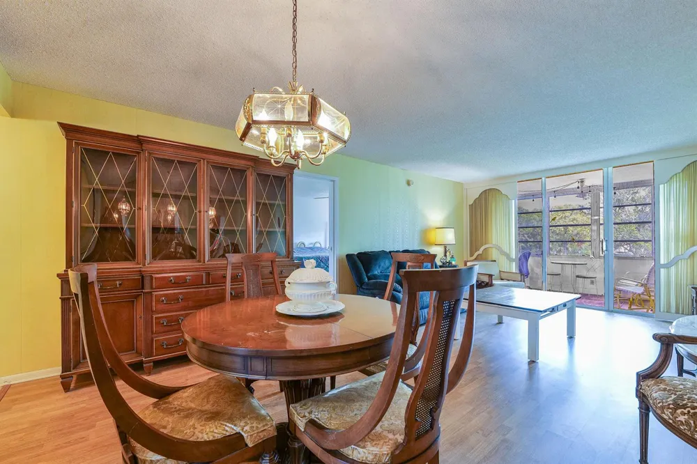 4851 NW 26th Court ##344 Lauderdale Lakes, FL 33313