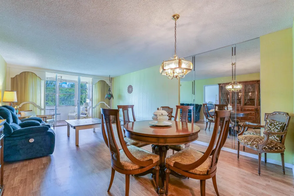 4851 NW 26th Court ##344 Lauderdale Lakes, FL 33313