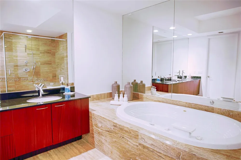 15811 Collins Ave #2303 Sunny Isles Beach, FL 33160