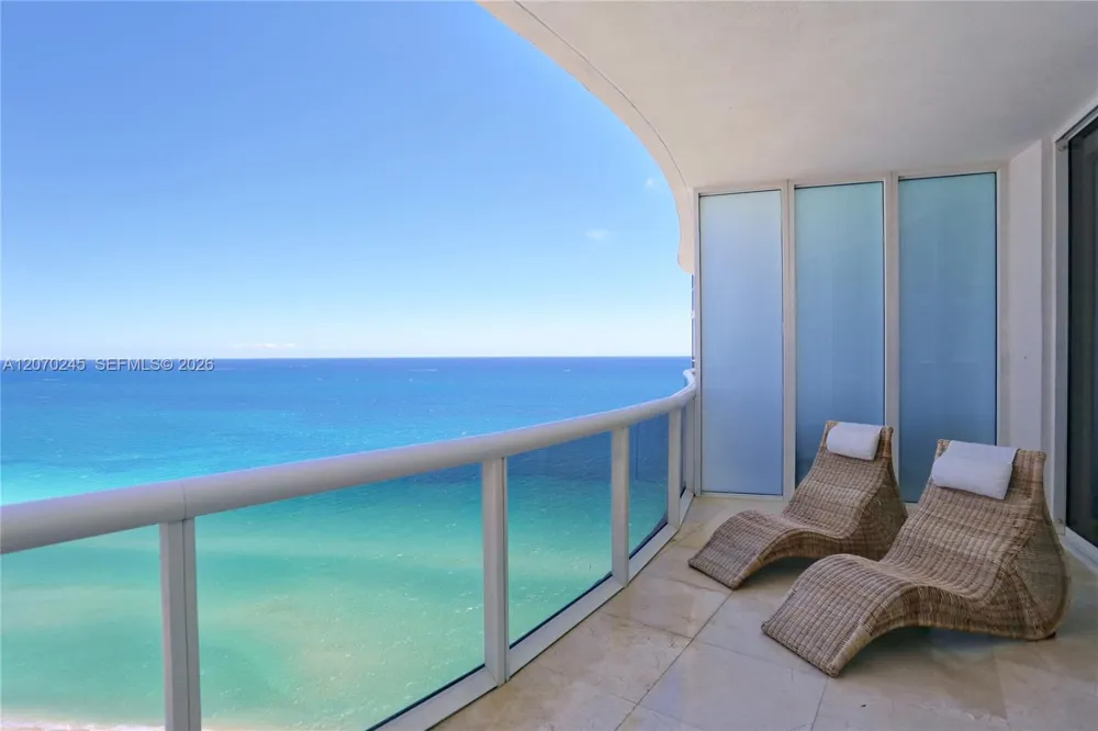 15811 Collins Ave #2303 Sunny Isles Beach, FL 33160