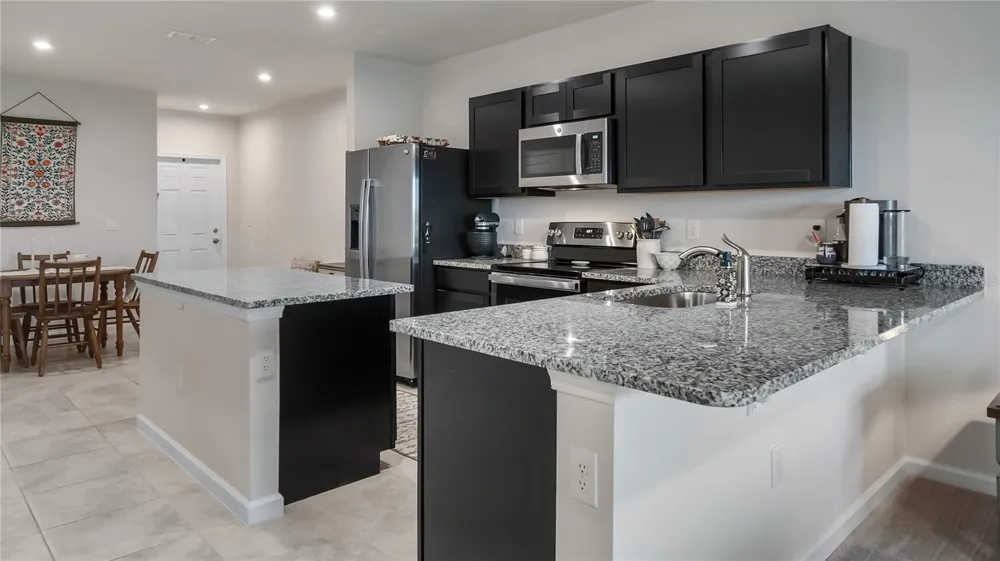 361 SEDGEWICK DRIVE Davenport, FL 33837
