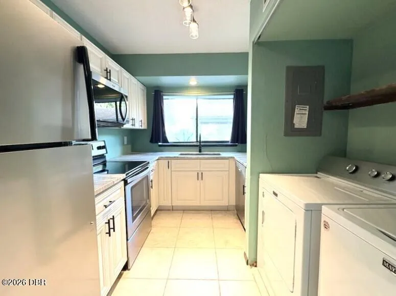 14 Fair Oaks Circle Ormond Beach, FL 32174