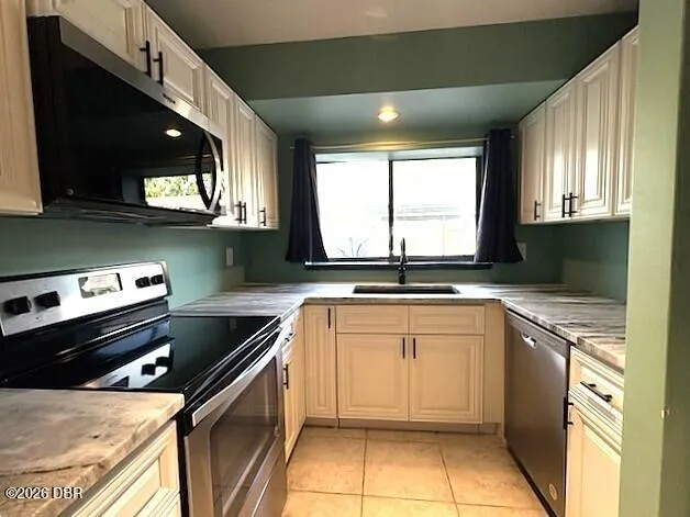 14 Fair Oaks Circle Ormond Beach, FL 32174