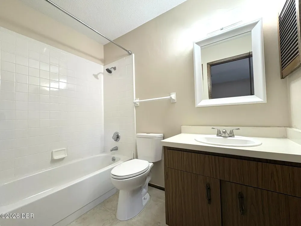 14 Fair Oaks Circle Ormond Beach, FL 32174