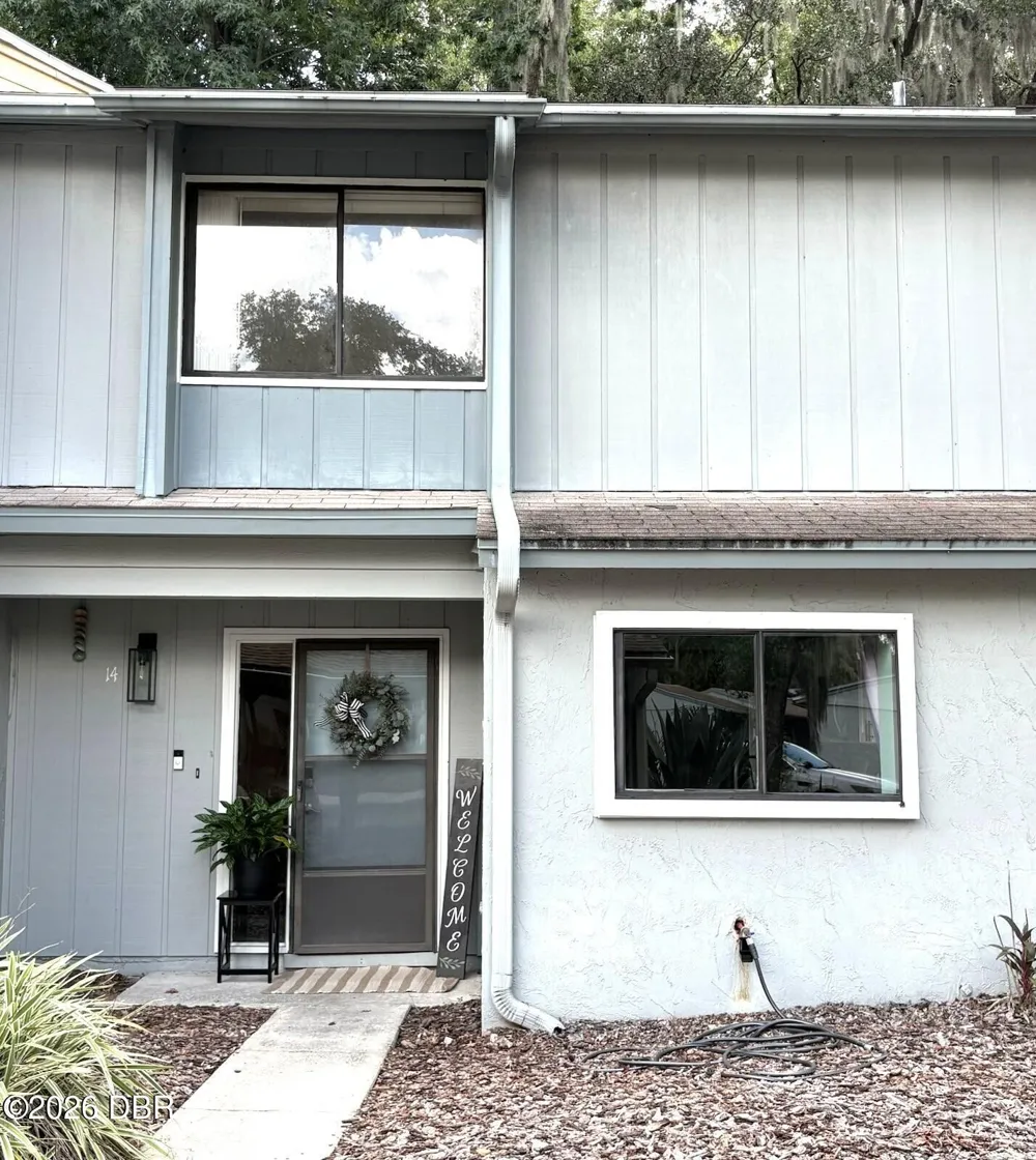 14 Fair Oaks Circle Ormond Beach, FL 32174