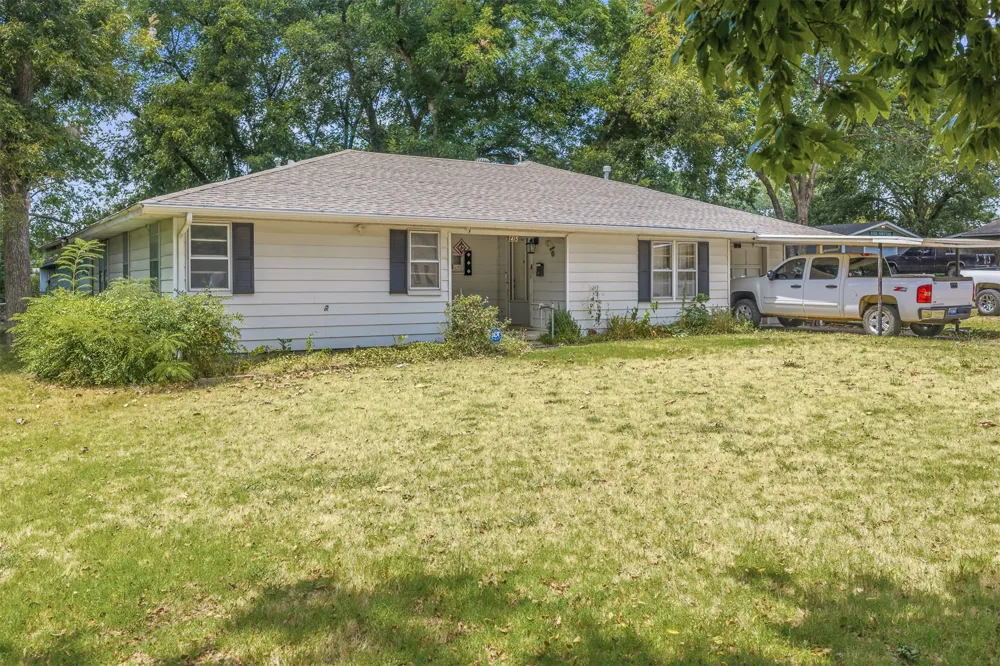 1415 Holt Street Ardmore, OK 73401