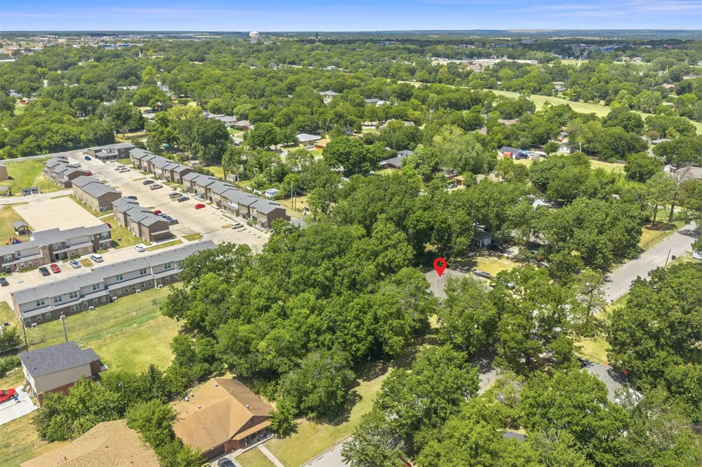 1415 Holt Street Ardmore, OK 73401