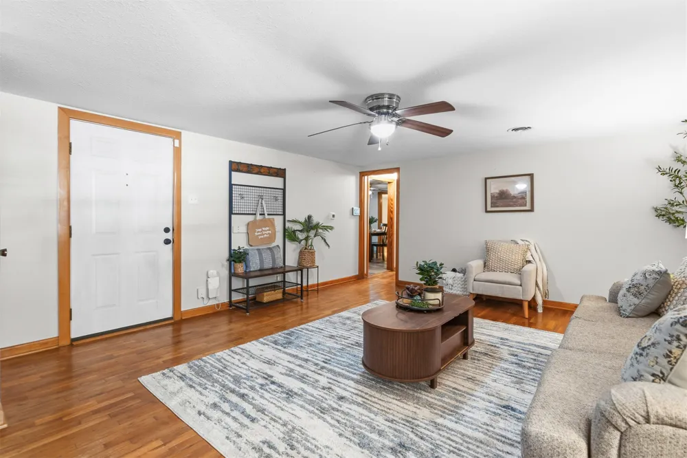 1415 Holt Street Ardmore, OK 73401