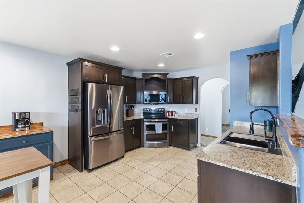 1759 Caddo Street Oologah, OK 74053