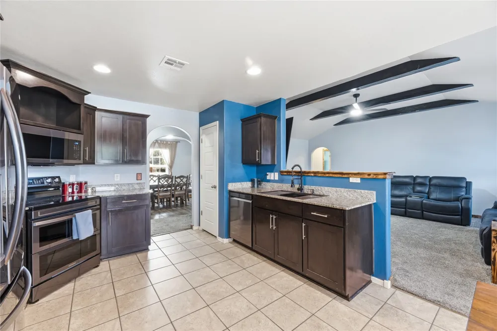 1759 Caddo Street Oologah, OK 74053