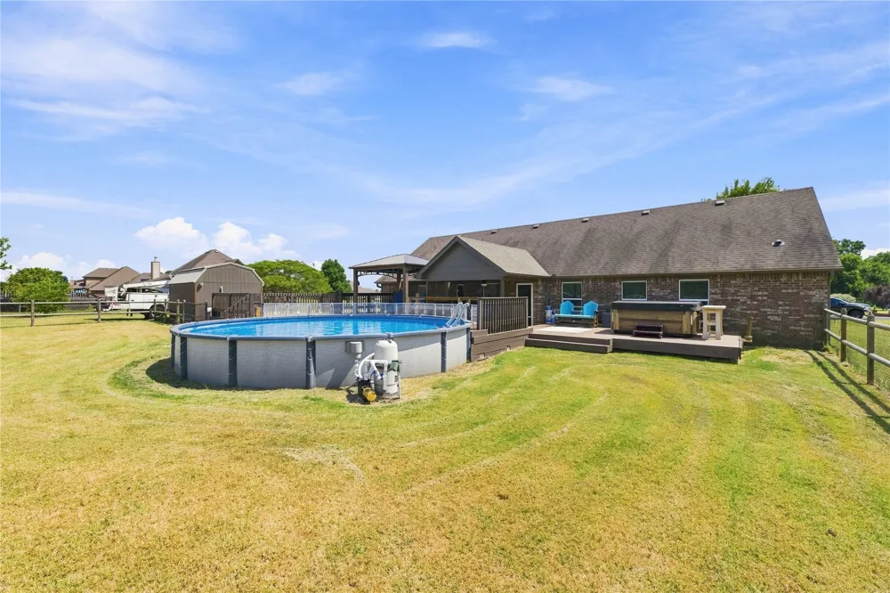 1759 Caddo Street Oologah, OK 74053