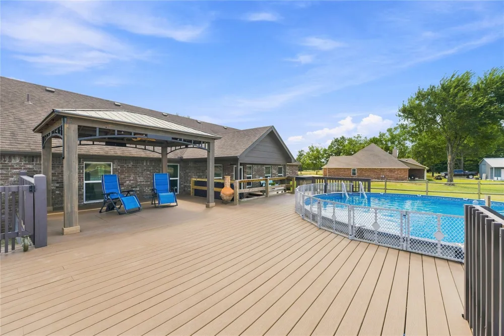 1759 Caddo Street Oologah, OK 74053