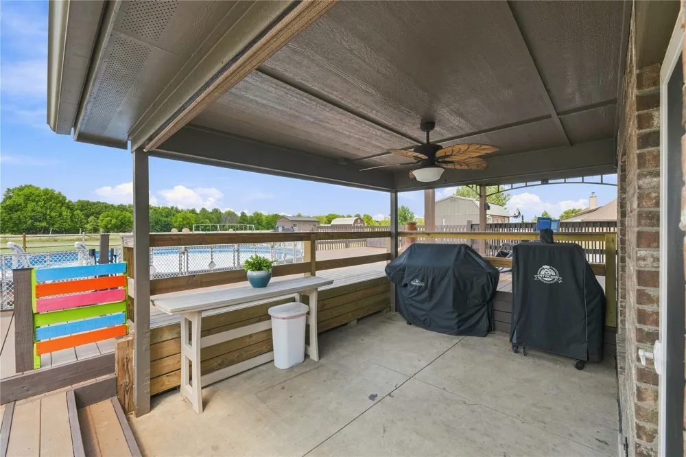 1759 Caddo Street Oologah, OK 74053