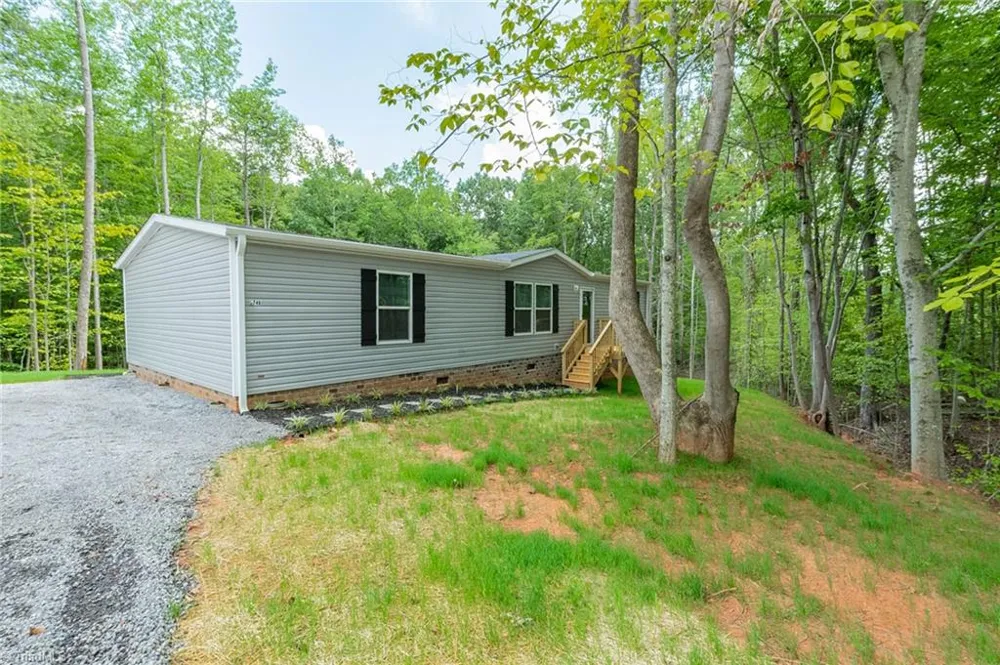 2746 Sowers Road Lexington, NC 27299