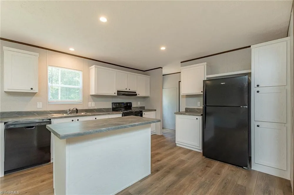 2746 Sowers Road Lexington, NC 27299
