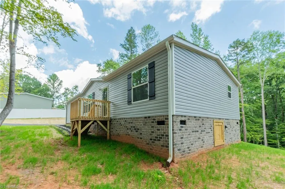 2746 Sowers Road Lexington, NC 27299