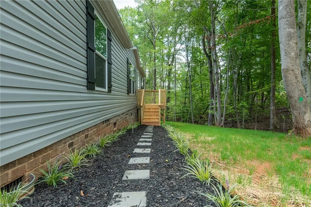 2746 Sowers Road Lexington, NC 27299