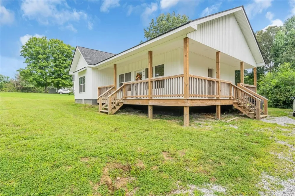 1919 Yager Rd McMinnville, TN 37110