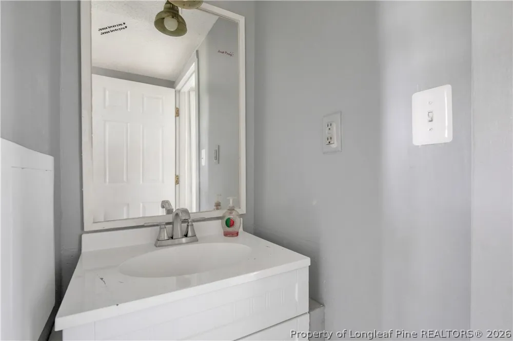 507 5th Street Pembroke, NC 28372