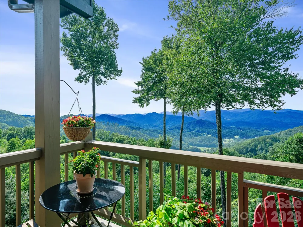 530 Andrew Banks Road #B2 Burnsville, NC 28714