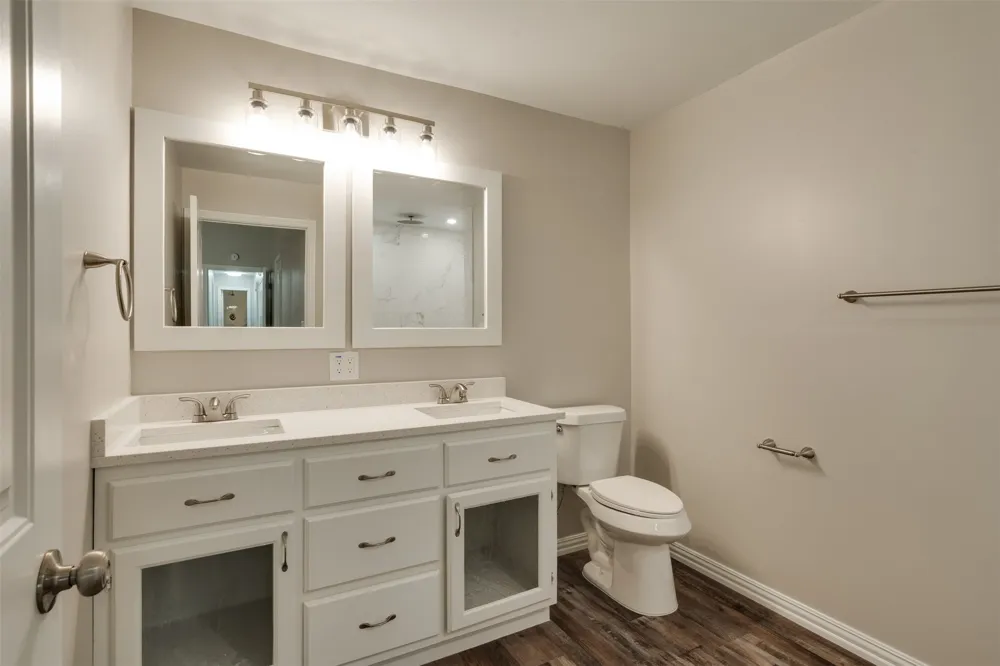502 W Texas Avenue Iowa Park, TX 76367
