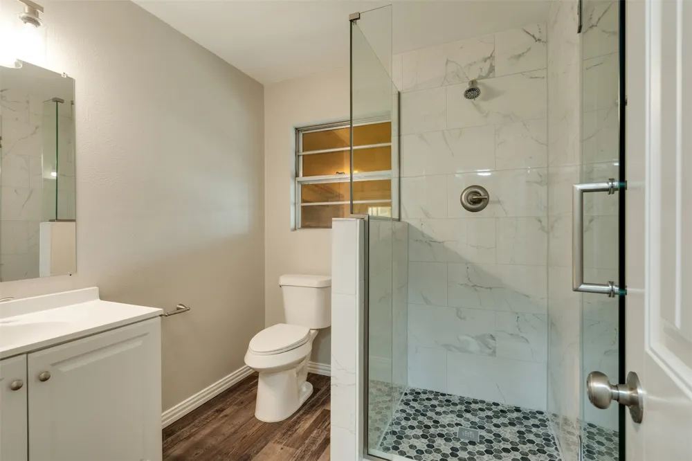 502 W Texas Avenue Iowa Park, TX 76367