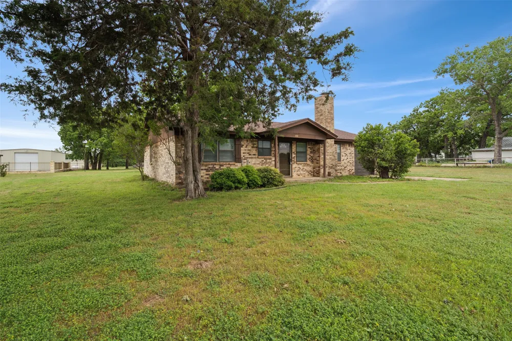 430 County Road 447 Eastland, TX 76448