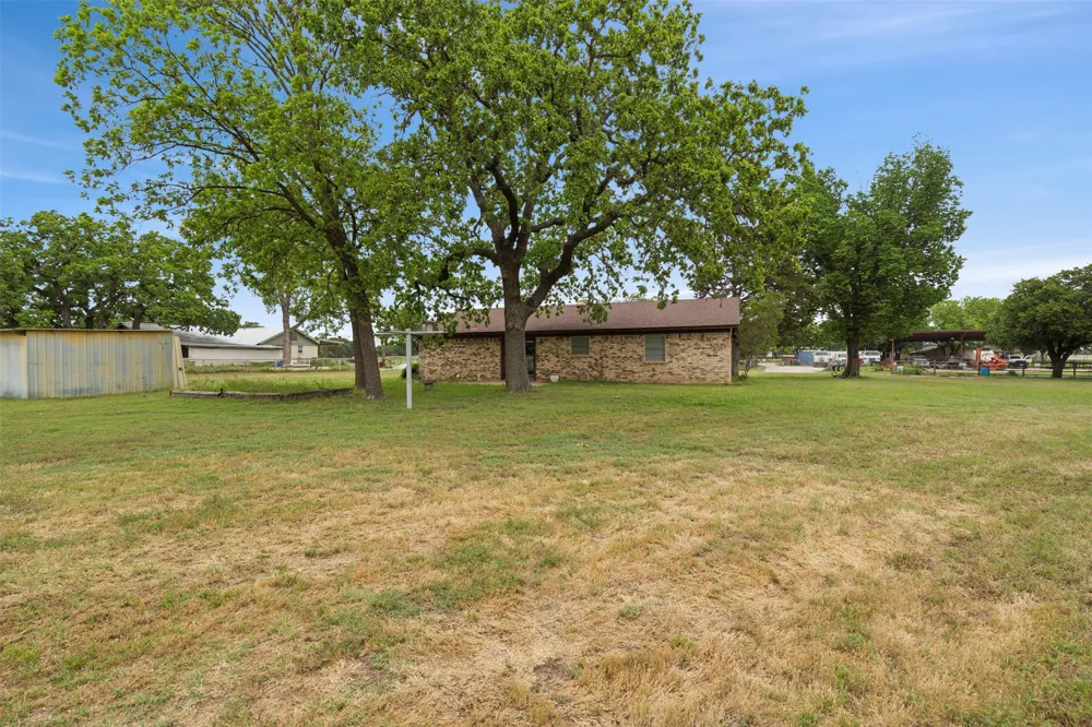 430 County Road 447 Eastland, TX 76448