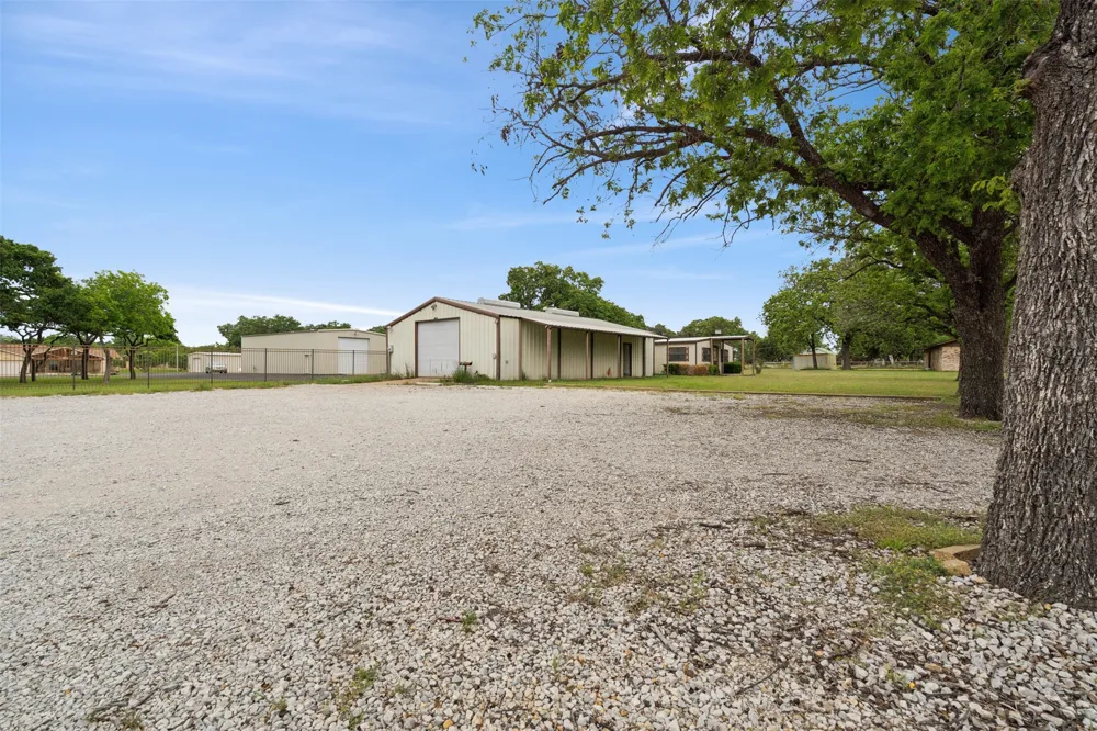 430 County Road 447 Eastland, TX 76448