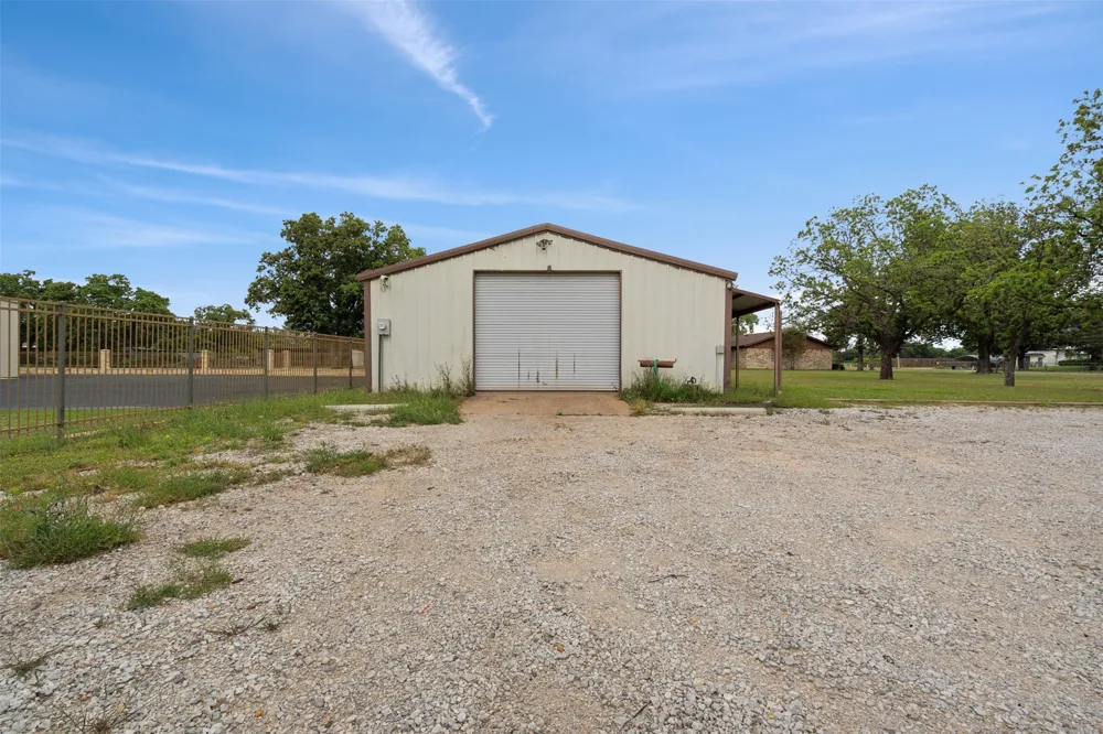 430 County Road 447 Eastland, TX 76448