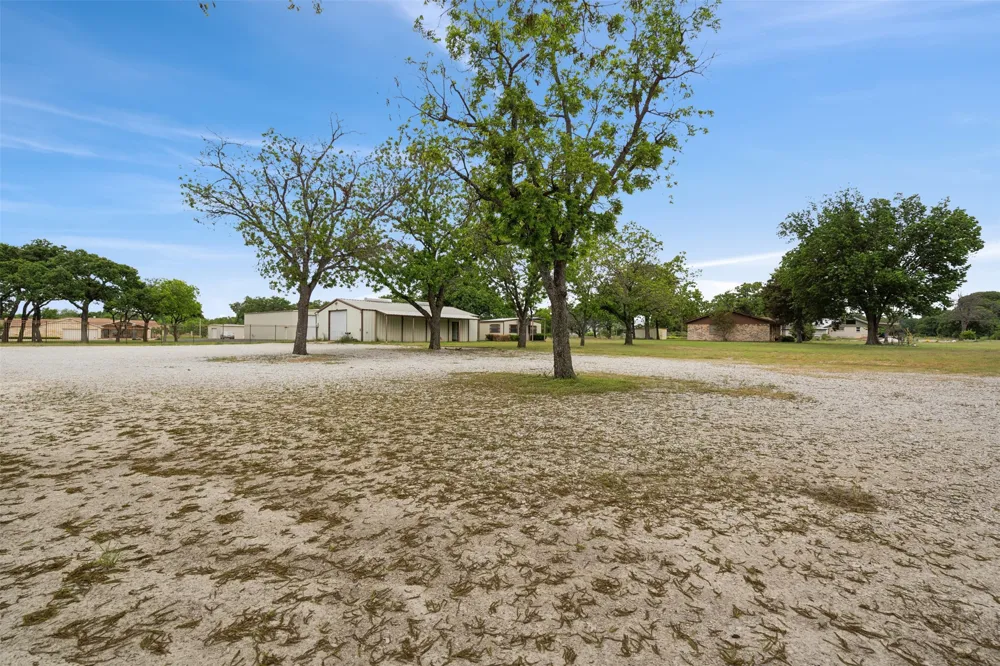 430 County Road 447 Eastland, TX 76448