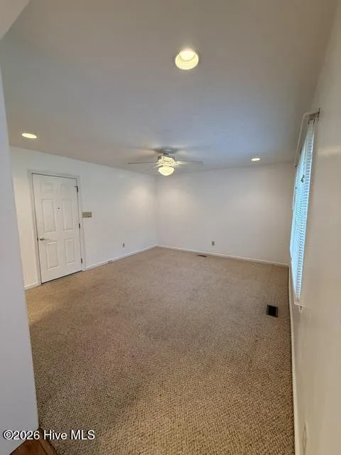 236 Manchester Road Havelock, NC 28532