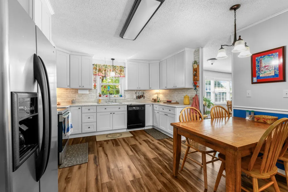 825 Apache Trl McMinnville, TN 37110