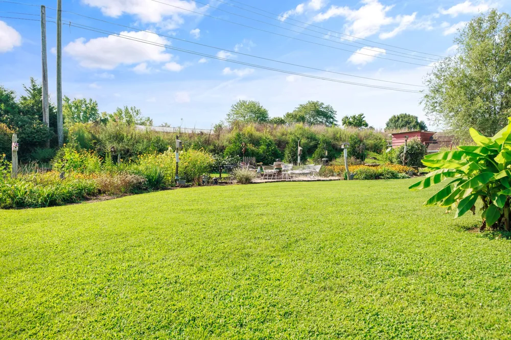 825 Apache Trl McMinnville, TN 37110