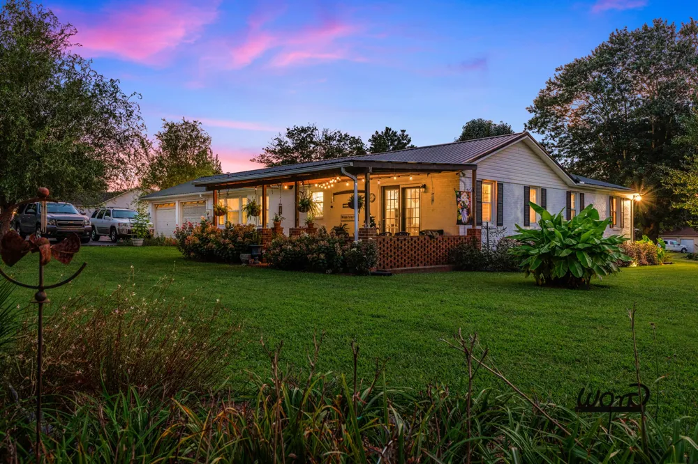 825 Apache Trl McMinnville, TN 37110