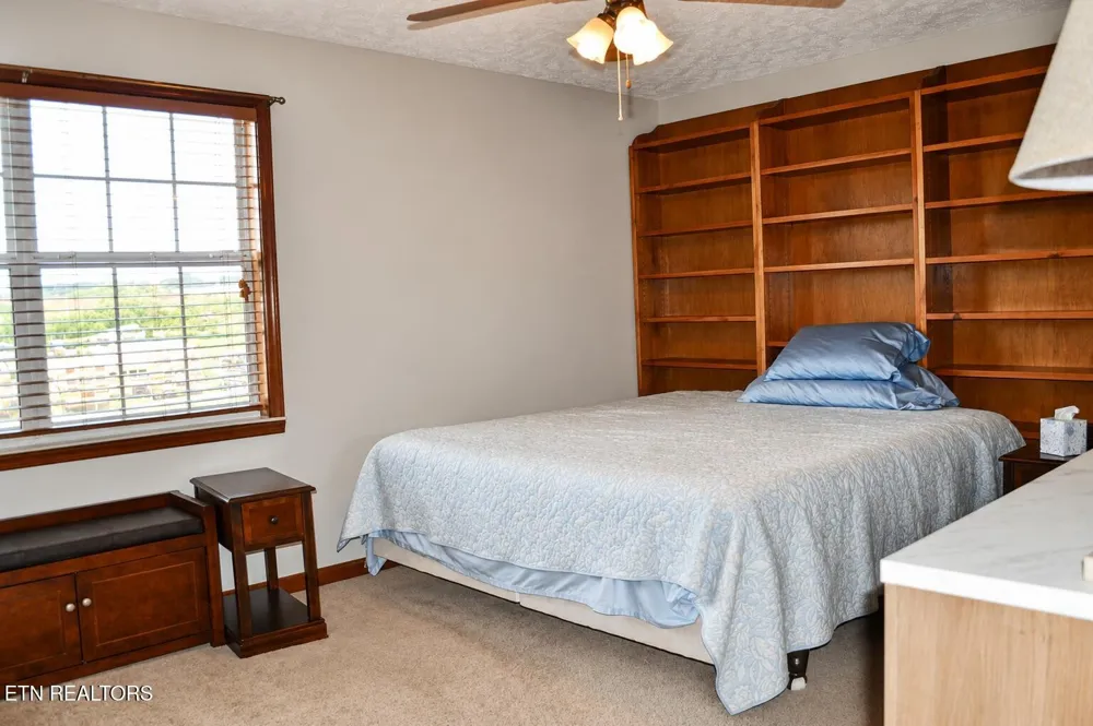 2365 Governors Court Maryville, TN 37801