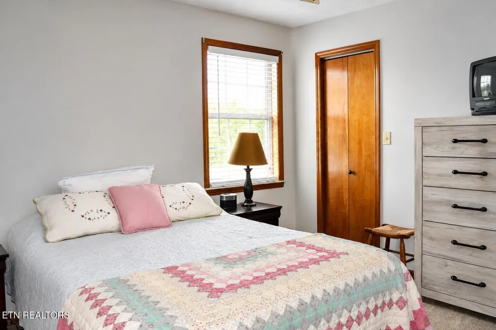 2365 Governors Court Maryville, TN 37801