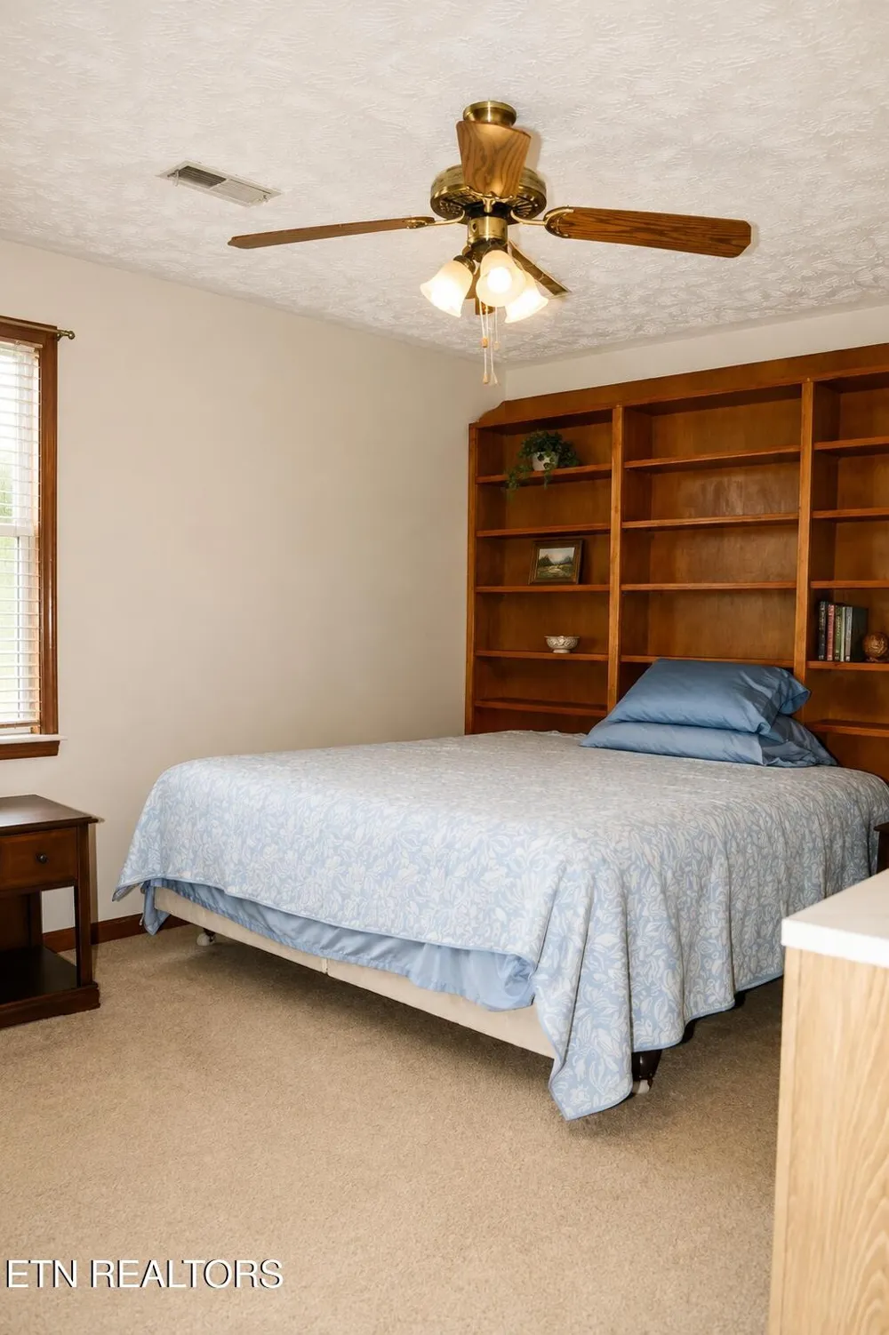 2365 Governors Court Maryville, TN 37801