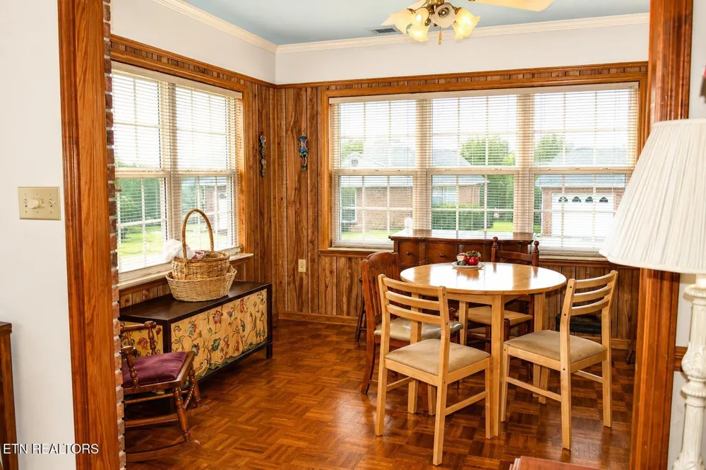 2365 Governors Court Maryville, TN 37801