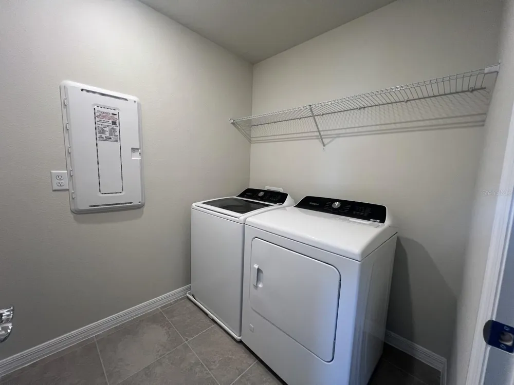 3355 VINE LEAF STREET Apopka, FL 32712
