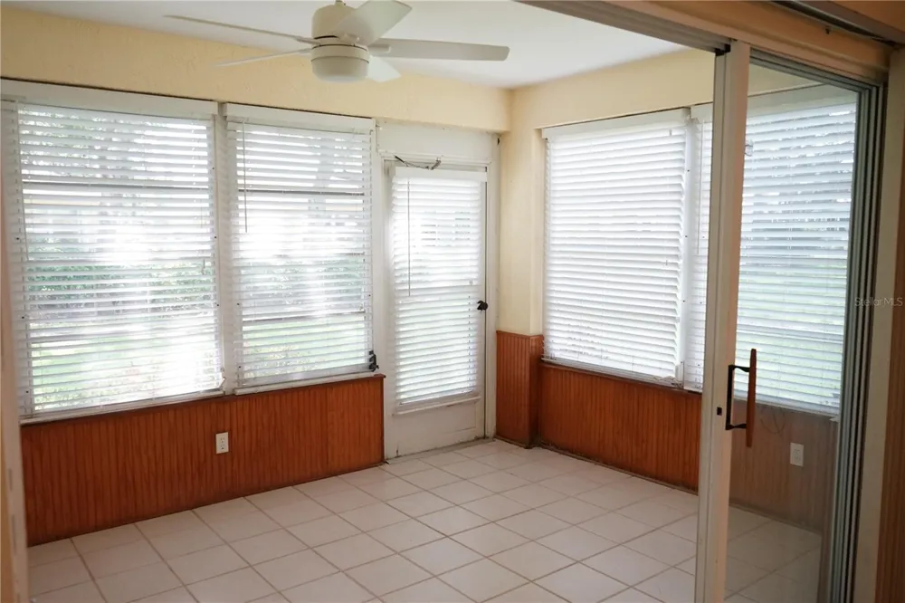 652 MC DANIEL STREET Sun City Center, FL 33573