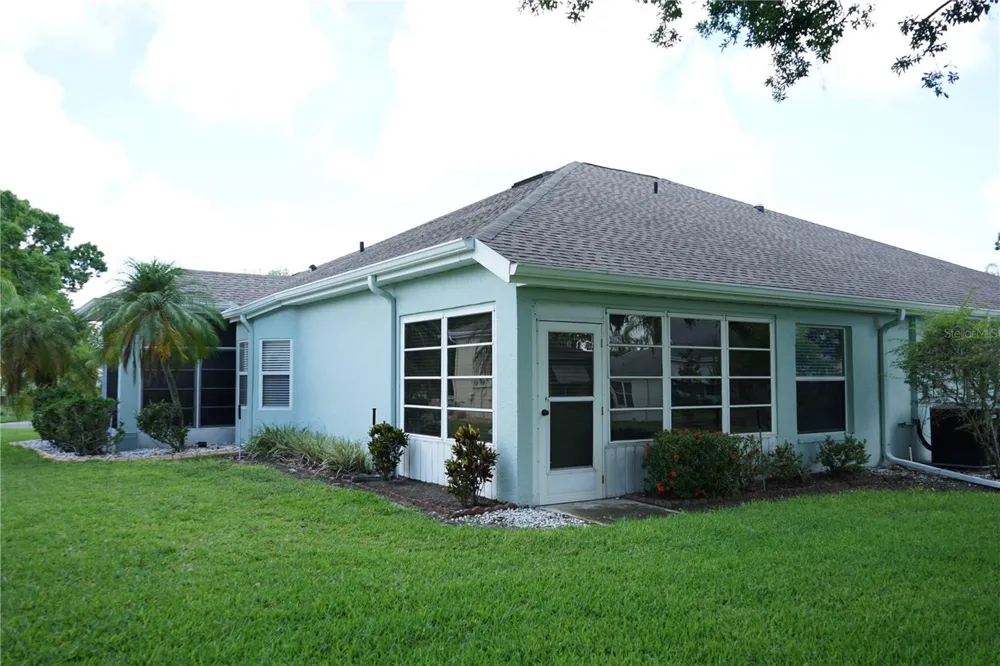 652 MC DANIEL STREET Sun City Center, FL 33573