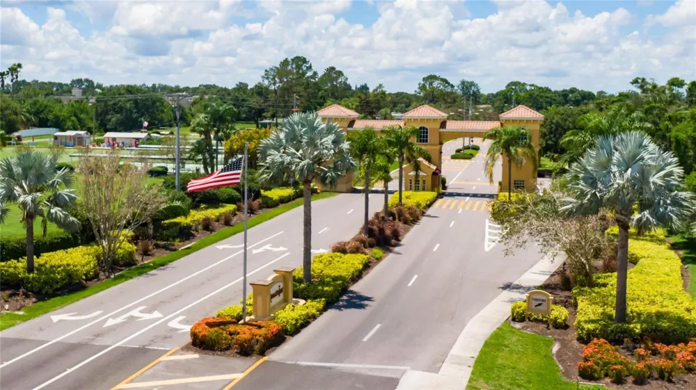 652 MC DANIEL STREET Sun City Center, FL 33573