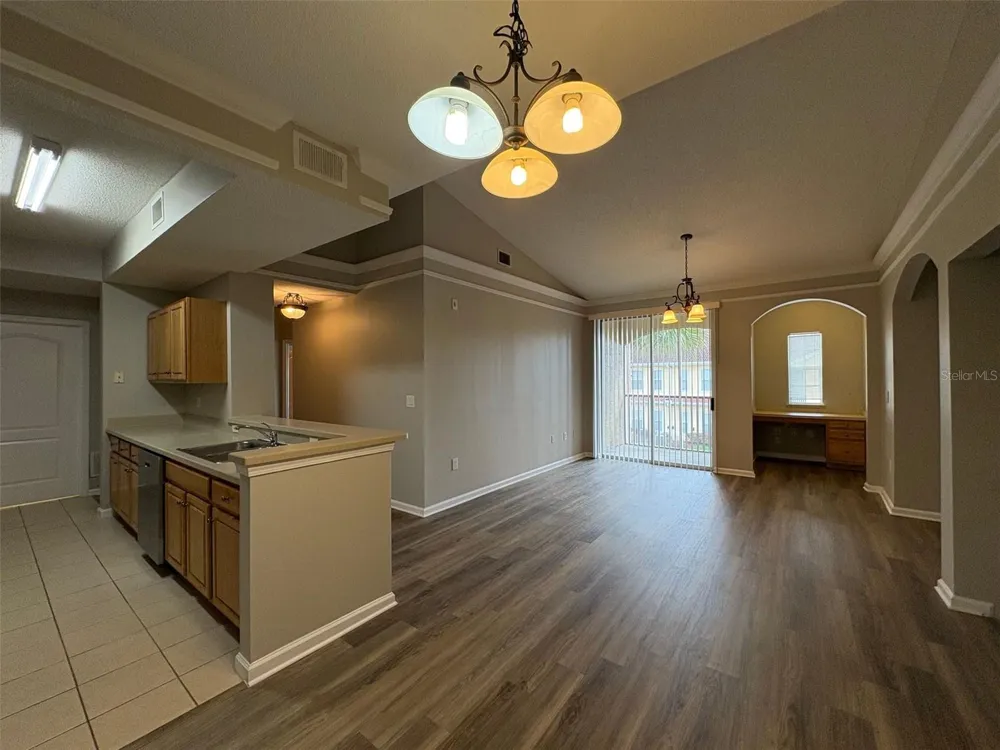 12021 VILLANOVA DRIVE #112 Orlando, FL 32837