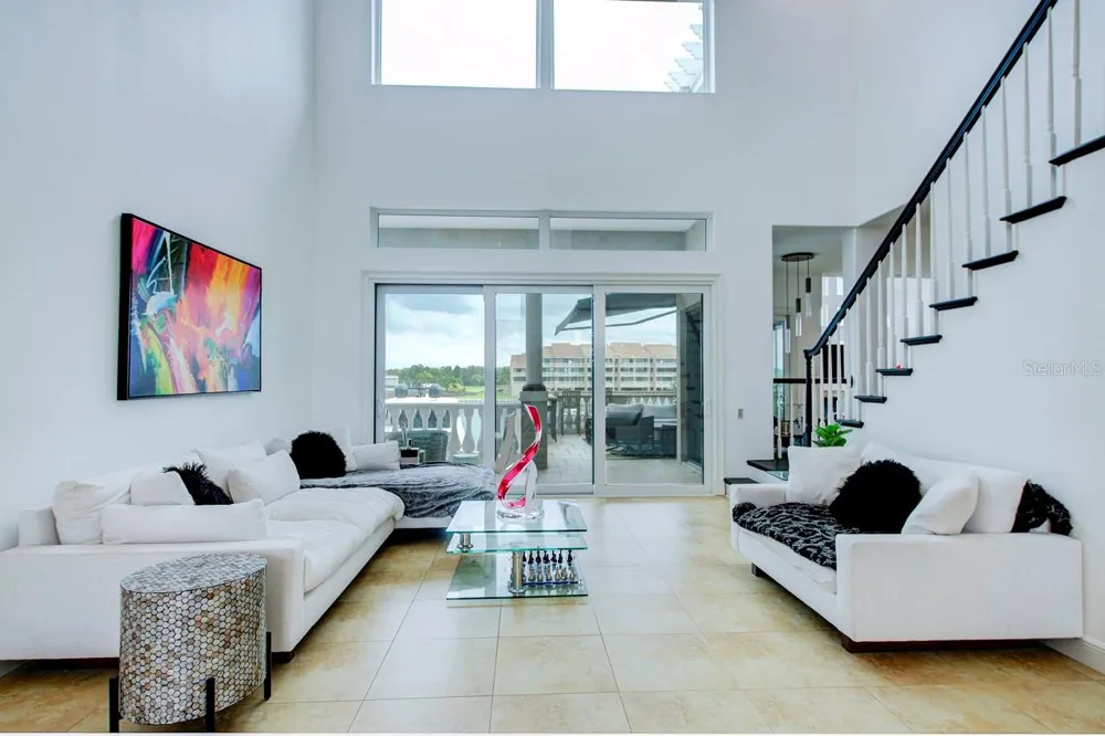 6113 PASADENA POINT BOULEVARD Gulfport, FL 33707